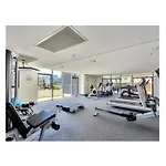 Stunning Esplanade City Stay
