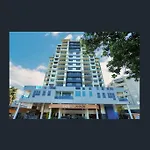 Stunning Esplanade City Stay