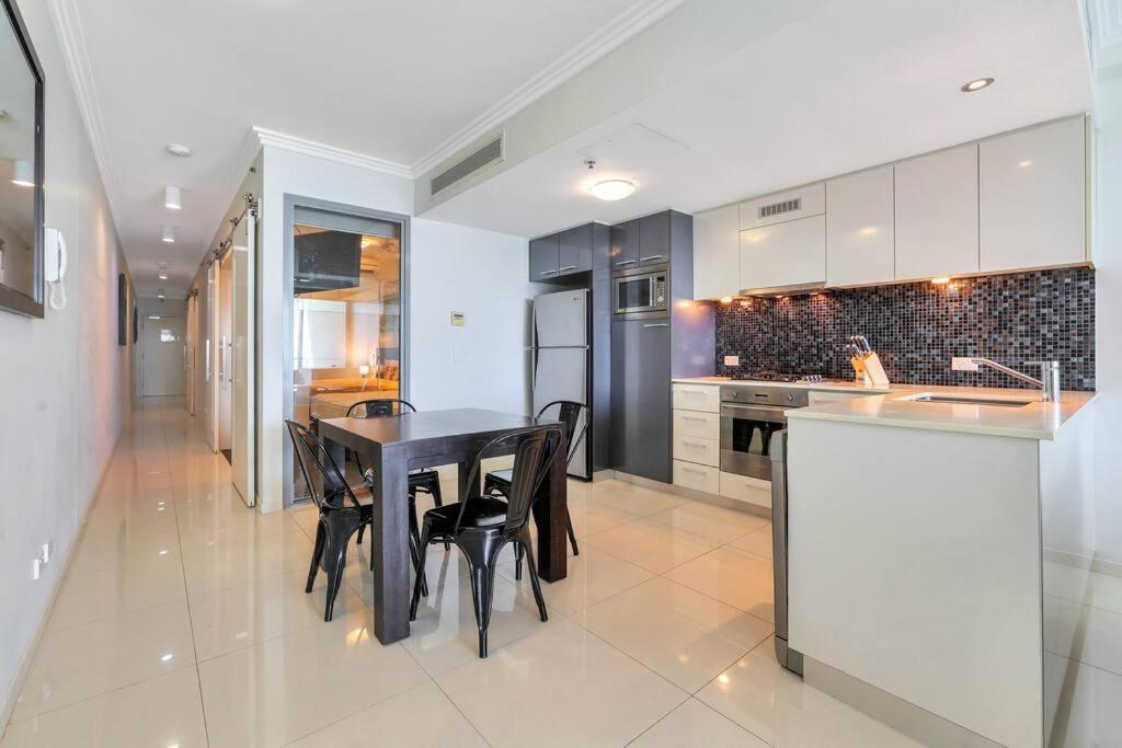 Apartment Stunning Esplanade Darwin